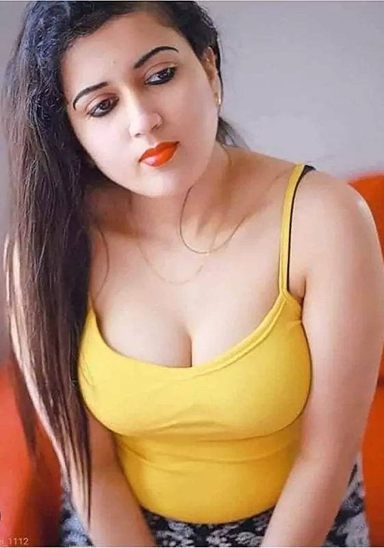 college Call Girl Shivani